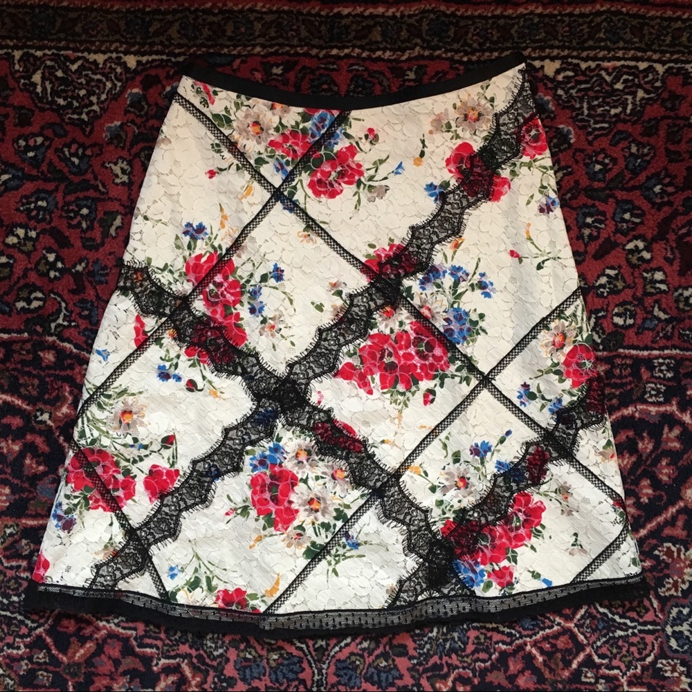 Cynthia Steffe Black White Floral Lace Skirt Sz 4